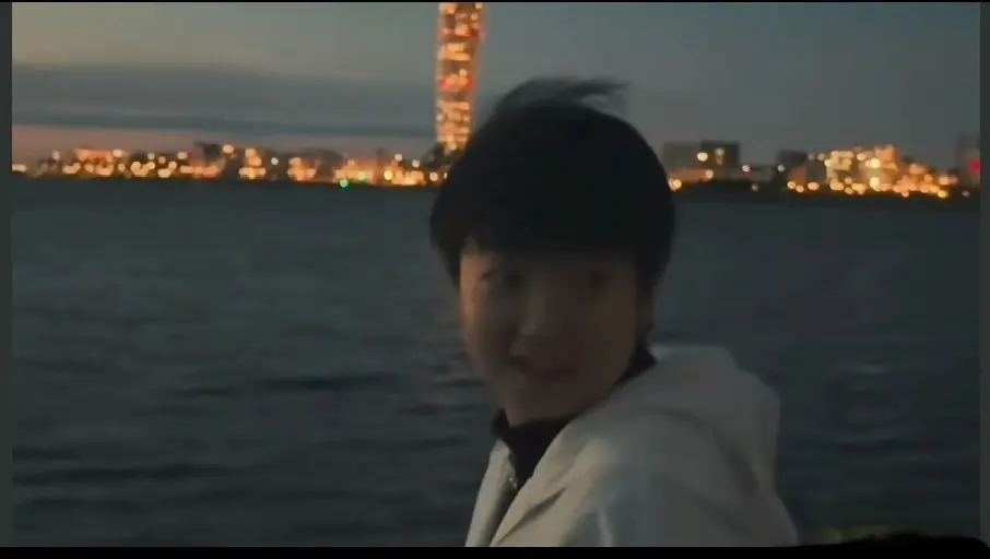 那我确实不, 记者提到莎, 试进清华读