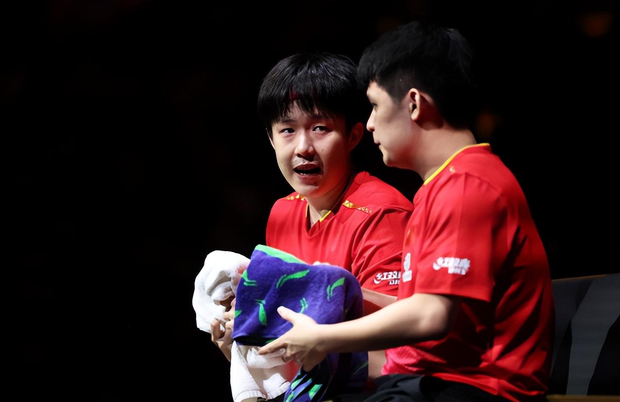 lp, 被球迷批判, de lp, 被球迷批判, de